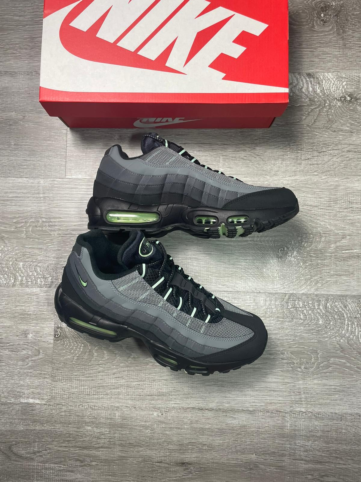 Nike 'Vapour Green' Airmax 95