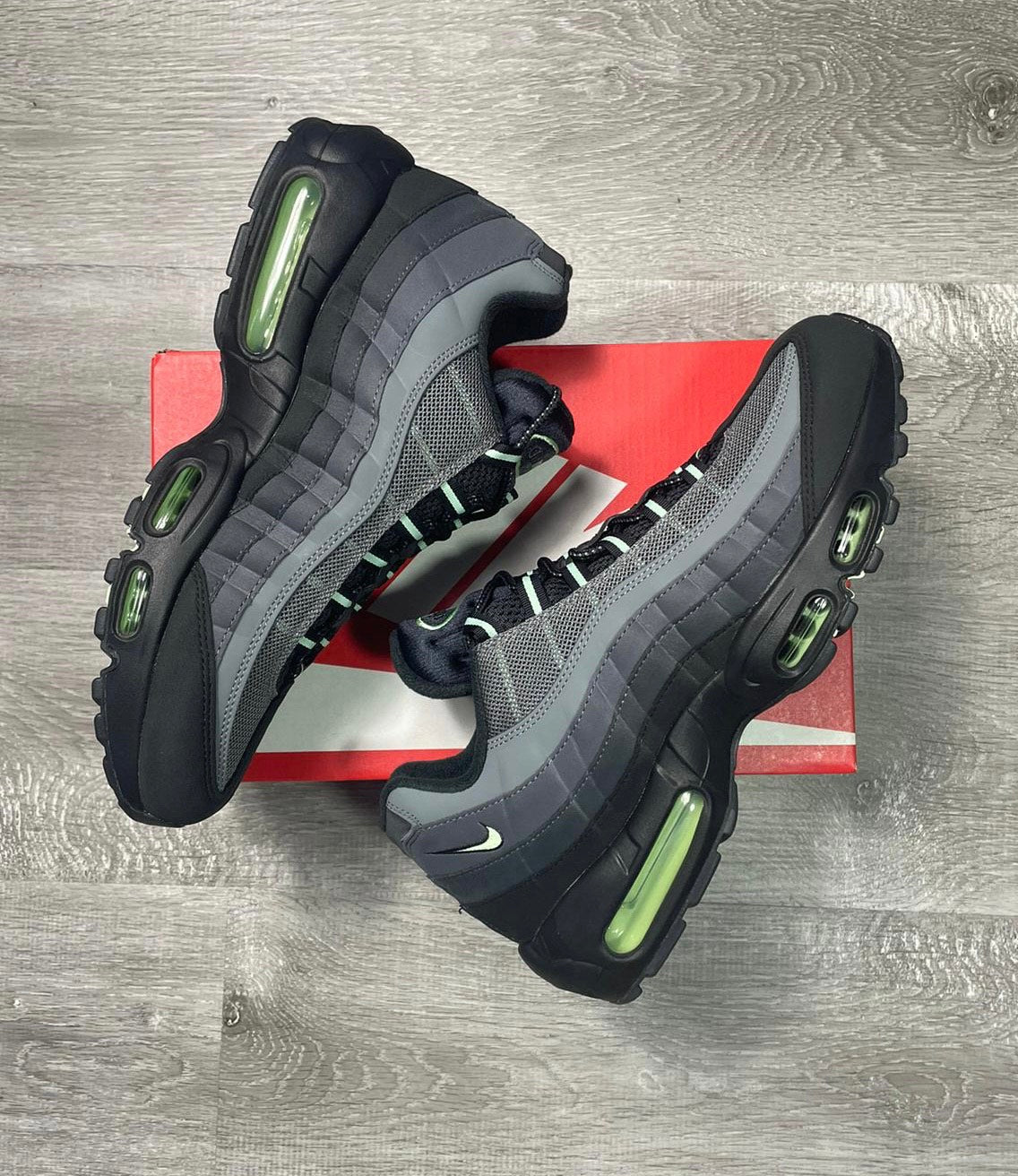 Nike 'Vapour Green' Airmax 95