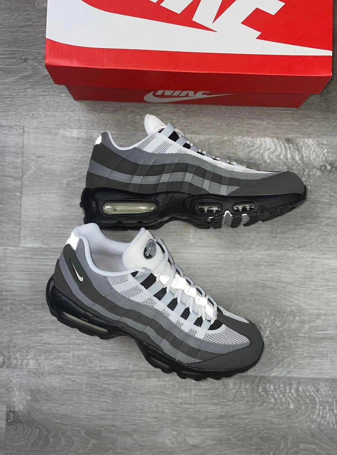 Nike Air Max 95 'Grey Jewel'