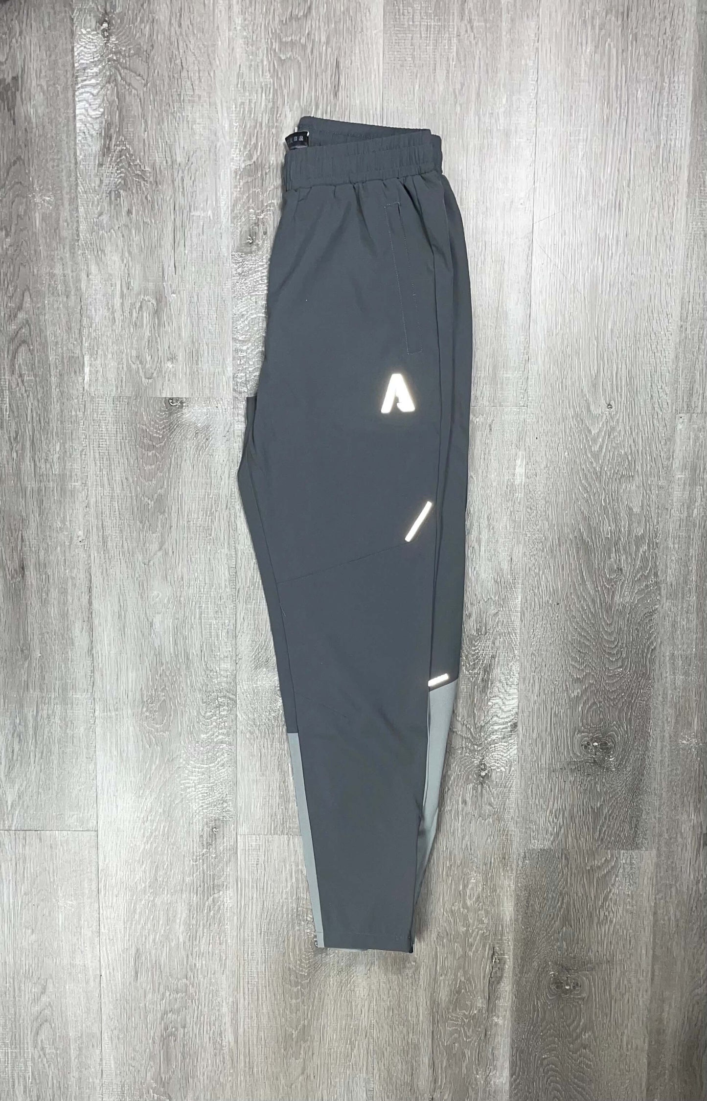 Aptrek 'Grey' Peak Tracksuit Set