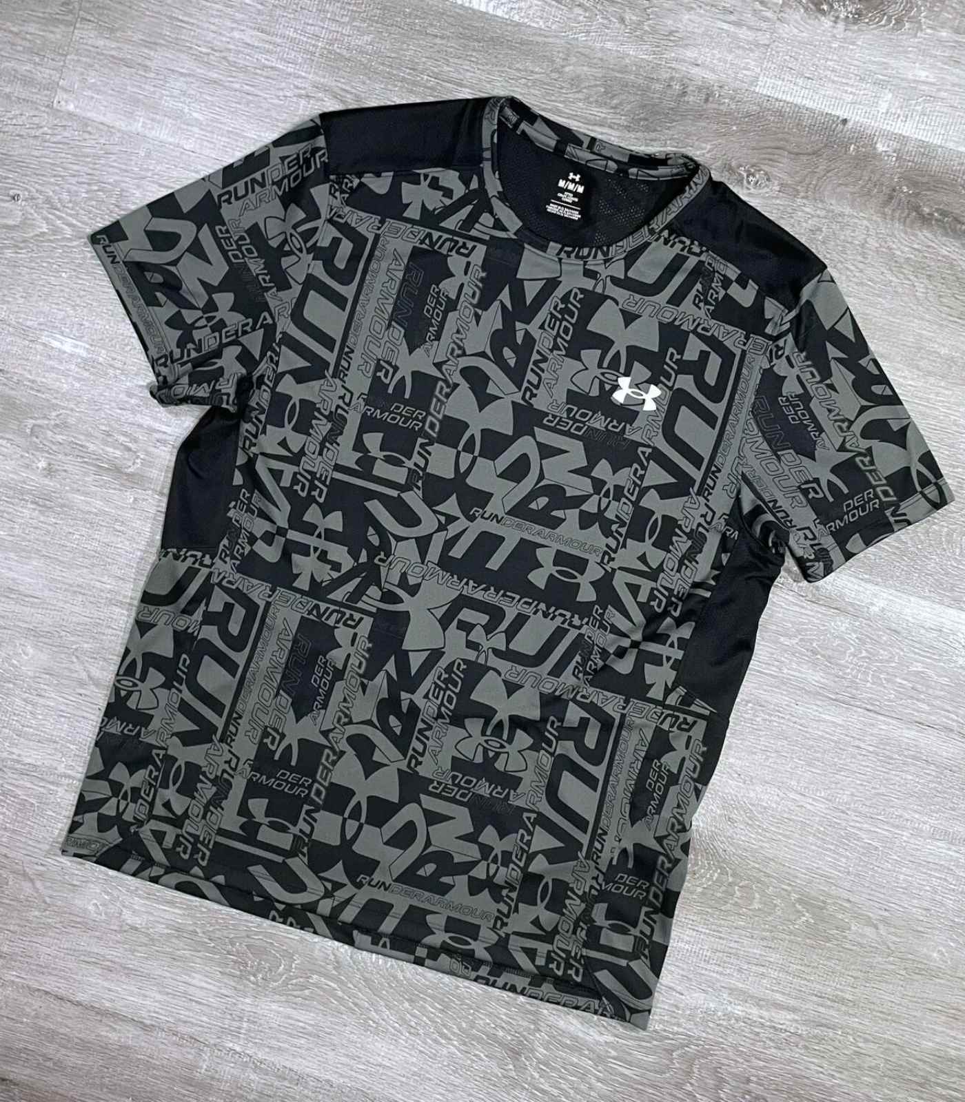 Under Armour Printed SS Black T-Shirt