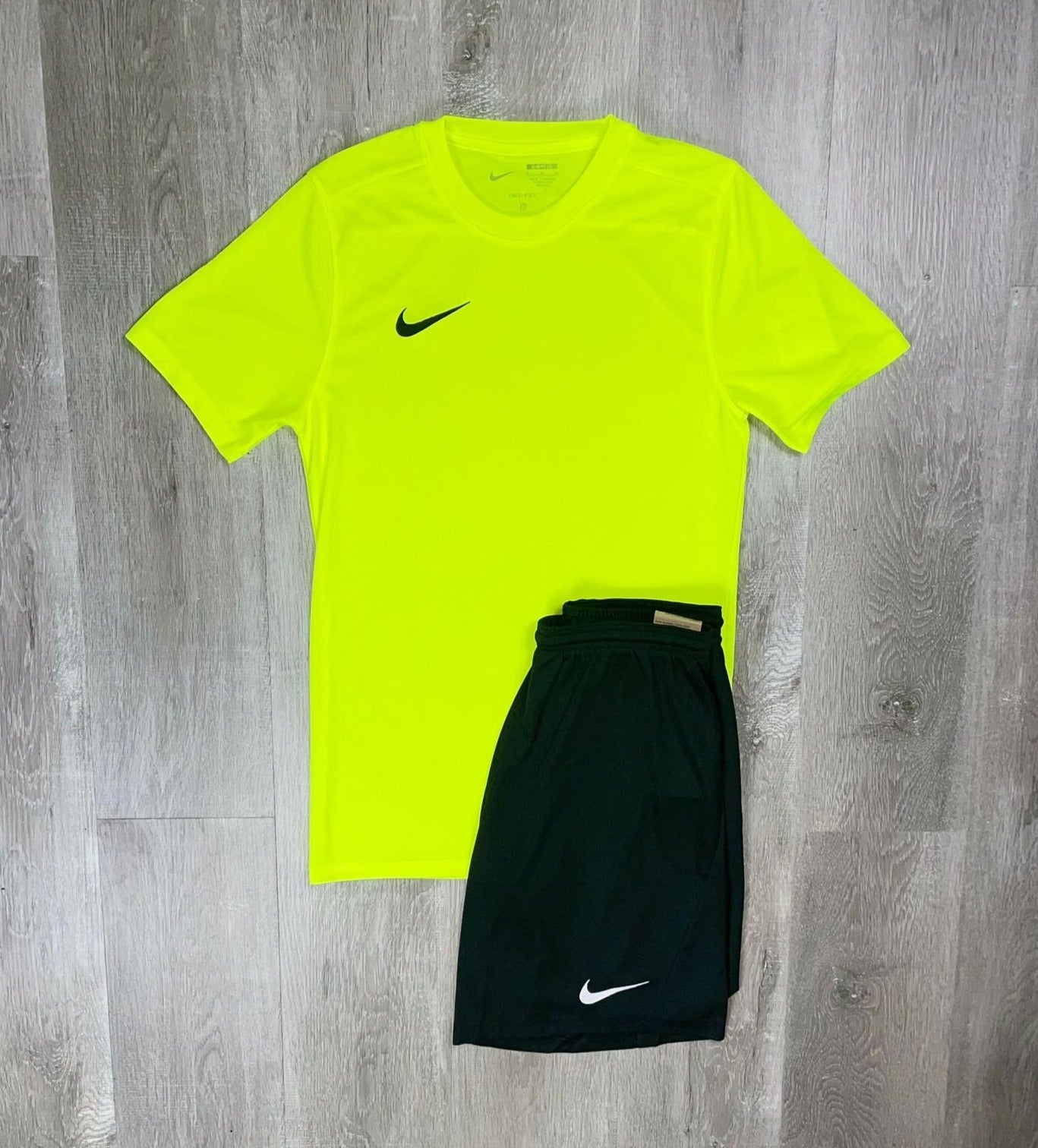 Nike 'Volt' Dri-FIT Set