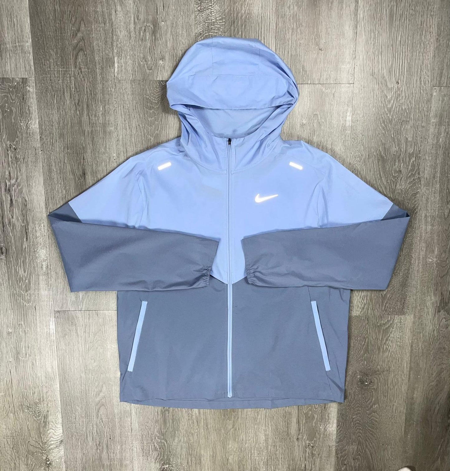 Nike 'Colbalt Bliss' Run Repel UV Windrunner