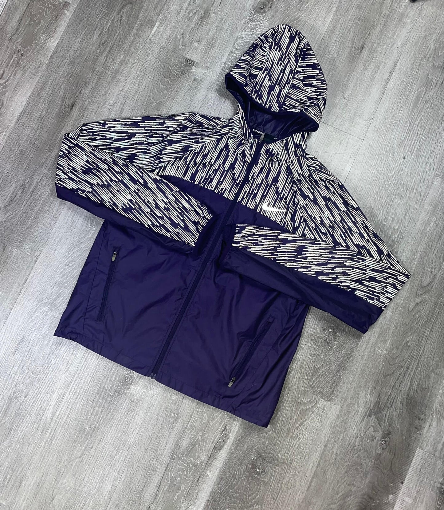 Nike 3M Reflective Purple Flash Windrunner