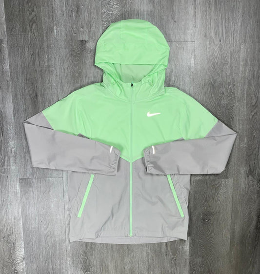 Nike 'Vapour Green' UV Run Repel Windrunner