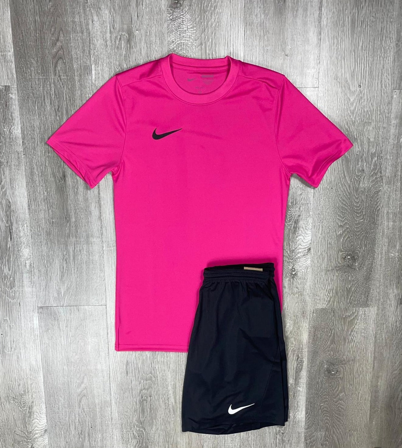 Nike 'Hot Pink' Dri-FIT Set